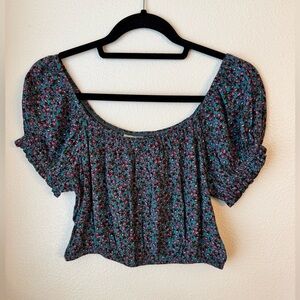 Tilly’s Sky and Sparrow Puff Sleeve Crop Top Shirt